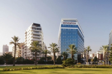 Mövenpick Hotel 1