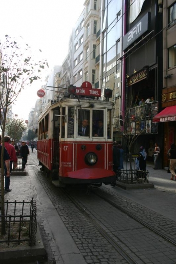 Tranvia, Calle Istiklal